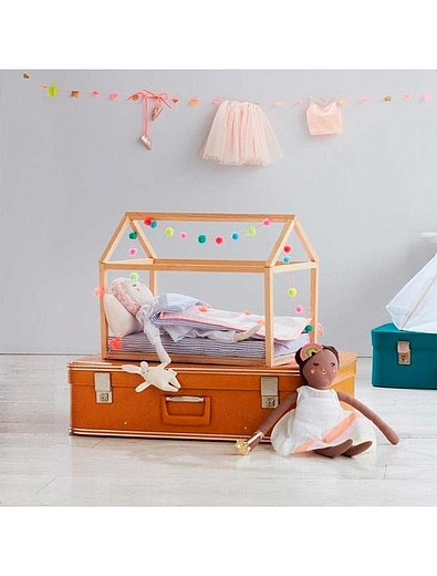 Аксессуар для куклы &quot;Деревянная кровать&quot; Meri Meri - 7134500170161 - Фото 2